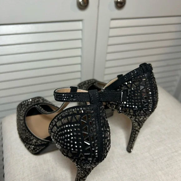 Thalia Sodi Chace Embellished Platform Pumps - Women's - Picture 3 of 6